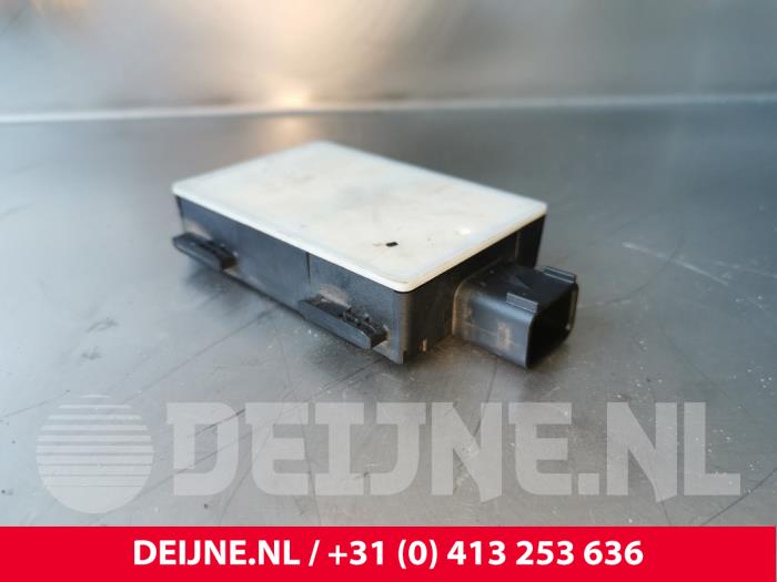 Gebruikte Radar sensor Volvo XC60 I (DZ) 2.0 D4 16V Prijs € 150,00 Margeregeling aangeboden door van Deijne Onderdelen Uden B.V.