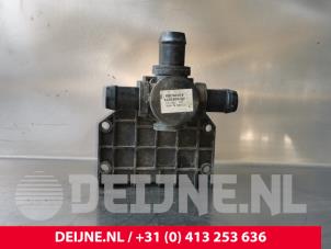 Tesla Model S Additional water pump O230664 photo 3