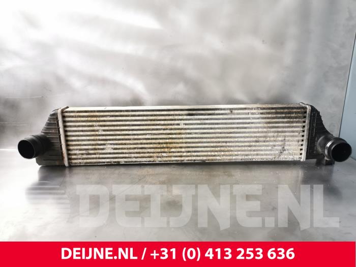 Gebruikte Intercooler Renault Master III (FV) 2.3 dCi 125 16V FWD Prijs € 90,75 Inclusief btw aangeboden door van Deijne Onderdelen Uden B.V.