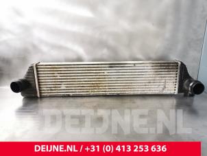 Gebruikte Intercooler Renault Master III (FV) 2.3 dCi 125 16V FWD Prijs € 90,75 Inclusief btw aangeboden door van Deijne Onderdelen Uden B.V.