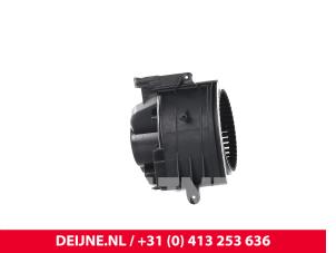 Renault Kangoo Kachel Ventilatiemotor O9990002337 foto 4