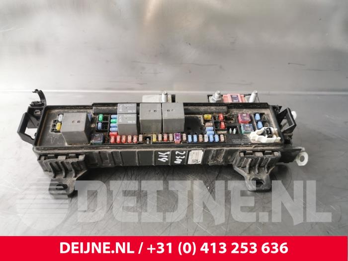 Tesla Model S Sicherungskasten O230793