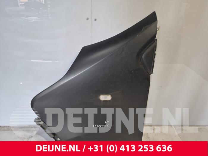 Renault Trafic Kotflügel links vorne O230801