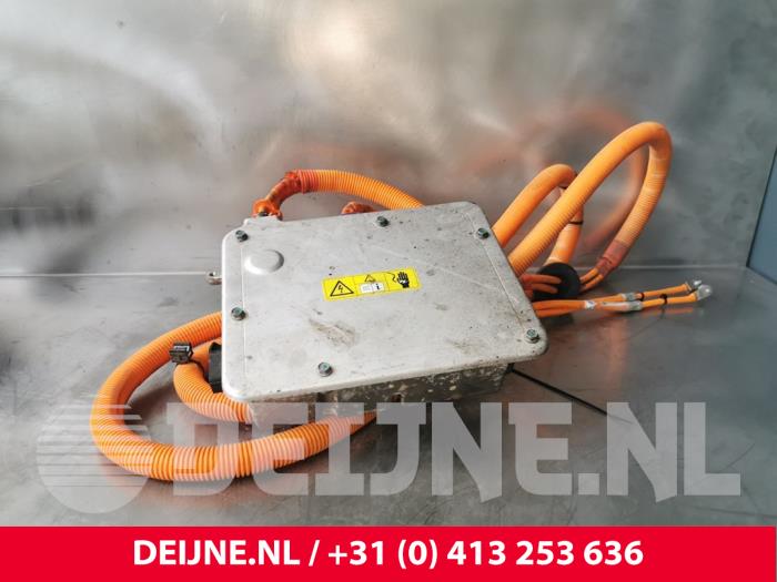 Tesla Model S HV-Verteilerkasten O230811