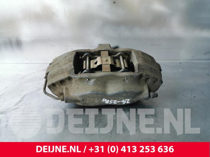 Tesla Model S Remklauw (Tang) rechts-achter O230857