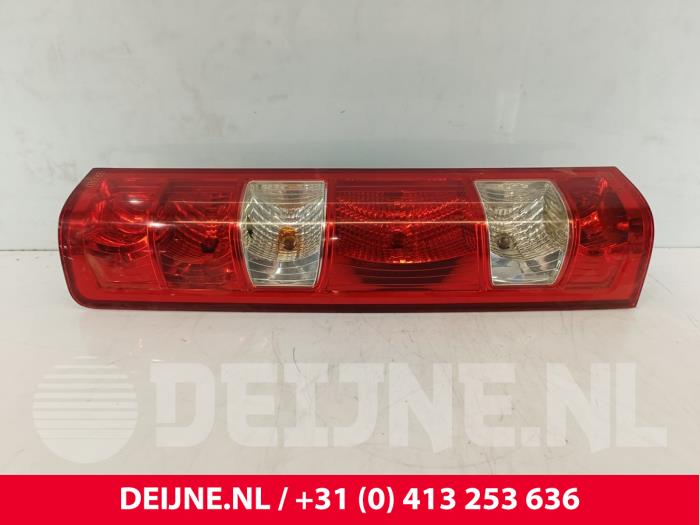Iveco Daily Taillight, left O230884