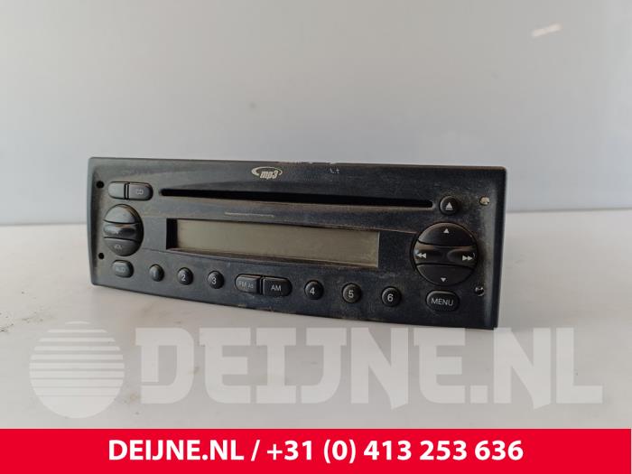 Iveco Daily Radio O230913