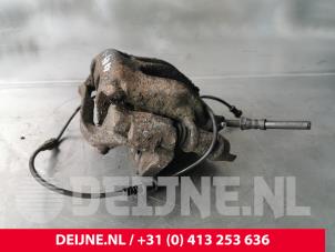 Mercedes Sprinter Front brake calliper, right O230950 photo 2
