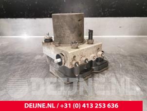 Gebruikte ABS Pomp Ford Transit 2.0 TDCi 16V Eco Blue 170 RWD Prijs € 211,75 Inclusief btw aangeboden door van Deijne Onderdelen Uden B.V.