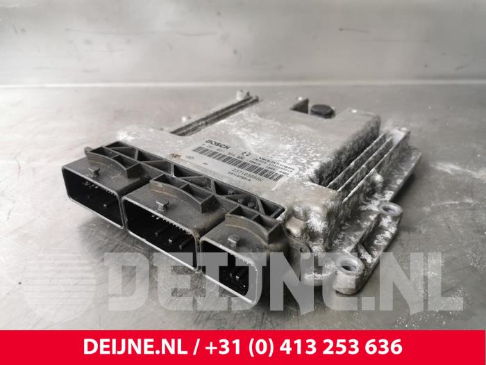 Renault Trafic Steuergerät Motormanagement O231157