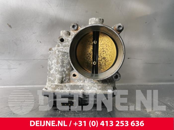 Gebruikte Gasklephuis Volvo XC70 (BZ) 3.0 T6 24V AWD Prijs € 150,00 Margeregeling aangeboden door van Deijne Onderdelen Uden B.V.