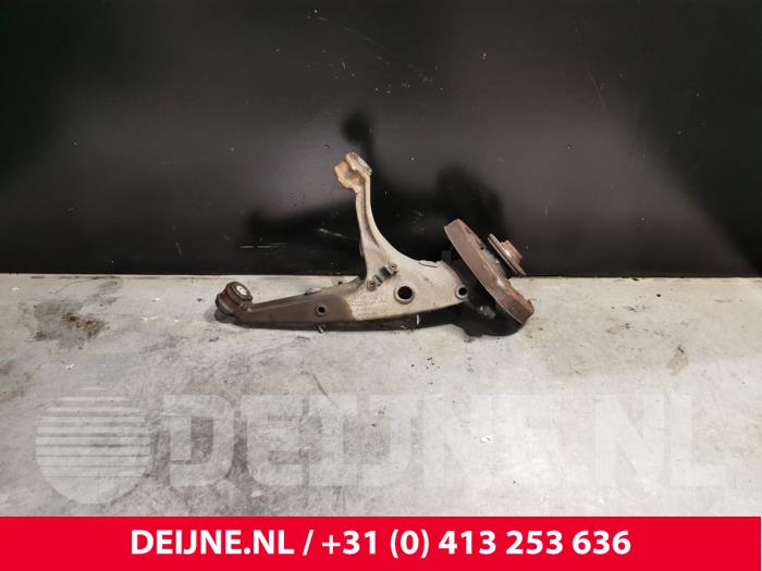 Volkswagen Transporter Draagarm onder links-achter O231225