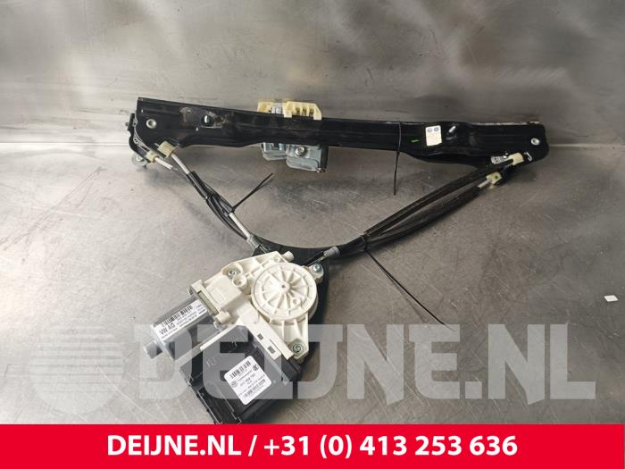 Volkswagen Caddy Ruitmechaniek 2Deurs links-voor O231231
