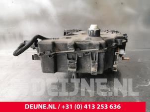 Peugeot Expert Additatief tank O231260 foto 3