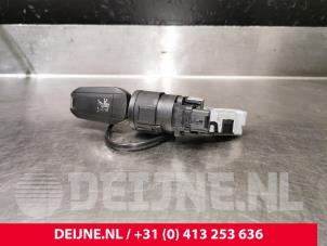 Peugeot Partner Ignition lock + key O231317 photo 2