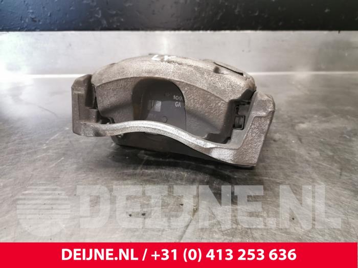 Peugeot Partner Bremszange links vorne O231324