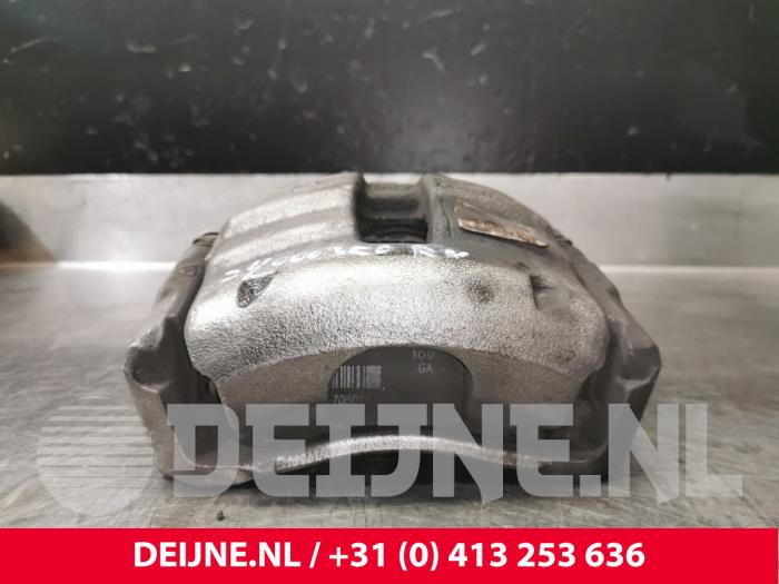 Peugeot Partner Bremszange rechts vorne O231326