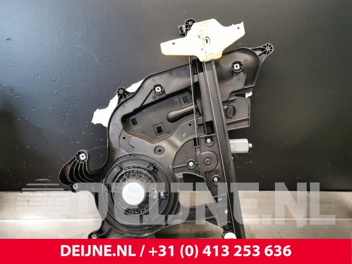 Peugeot Partner Fenstermechanik 2-türig links vorne O231351