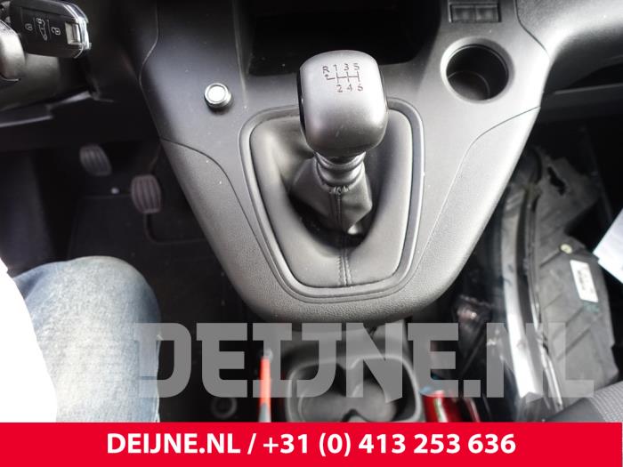 Peugeot Partner Schaltung O231350