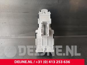 Citroen Jumpy Elektrisch Raam Schakelaar O231403 foto 2