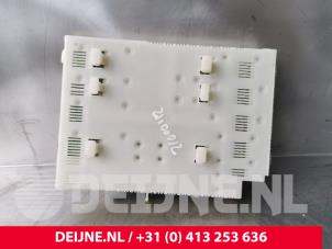 Volvo V60 Fuse box O231380 photo 2