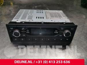 Gebruikte Radio Ford Transit Custom 2.0 TDCi 16V Eco Blue 130 Prijs € 121,00 Inclusief btw aangeboden door van Deijne Onderdelen Uden B.V.