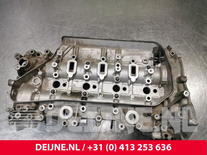 Gebruikte Cilinderkop Fiat Talento 1.6 MultiJet Biturbo 115 Prijs € 484,00 Inclusief btw aangeboden door van Deijne Onderdelen Uden B.V.