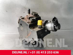 Fiat Talento Mechanical fuel pump O231529 photo 3