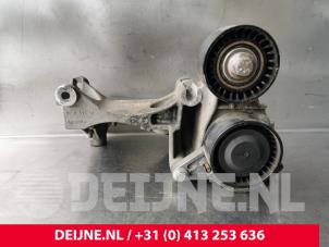 Gebruikte Dynamosteun onder Fiat Talento 1.6 MultiJet Biturbo 115 Prijs € 66,55 Inclusief btw aangeboden door van Deijne Onderdelen Uden B.V.