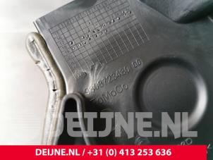 Citroen Berlingo Distributiedeksel O231532 foto 3
