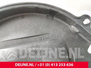 Citroen Berlingo Kettenkasten Deckel O231534 foto 3