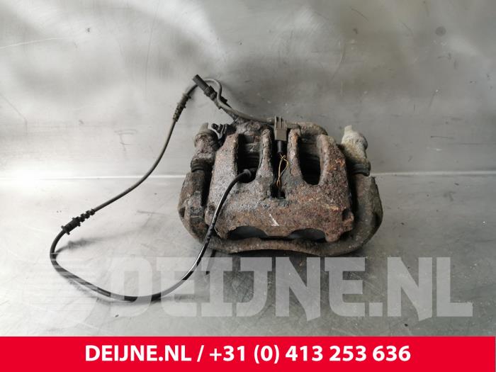 Volkswagen Crafter Front brake calliper, right O231546