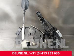 Ford Transit Custom Door lock mechanism 2-door, right O231759 photo 2