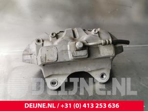 Tesla Model Y Bremszange links vorne O231761 foto 3