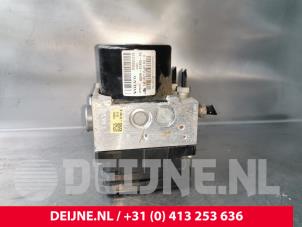 Volvo V70 ABS Pumpe O231852 foto 3