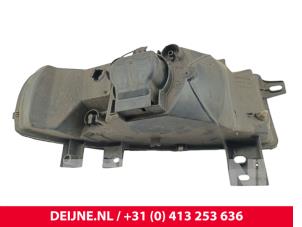 Opel Movano Headlight, left O231889 photo 2