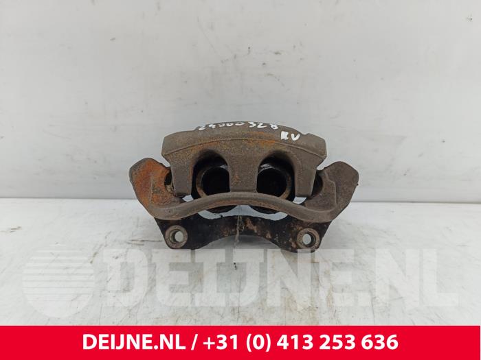 Opel Movano Remklauw (Tang) rechts-voor O231897