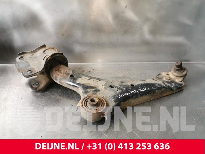 Volvo XC70 Querlenker unten rechts vorne O231942