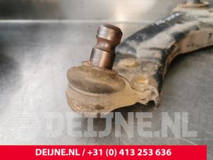 Volvo XC70 Front lower wishbone, right O231942 photo 3