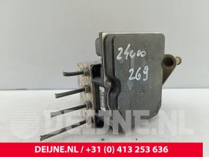 Mercedes Sprinter ABS pump O231953 photo 3