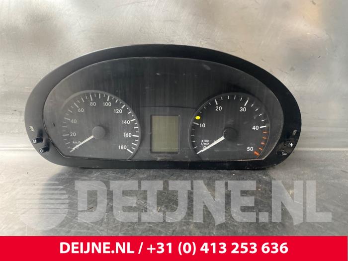 Mercedes Sprinter Kilometerteller KM O231972