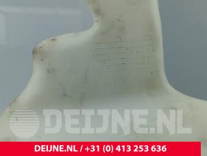 Mercedes Sprinter Scheibensprühertank vorne O231987 foto 3