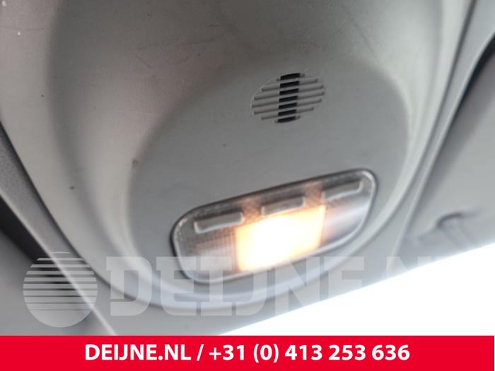 Peugeot Partner Interior lighting, front O232046