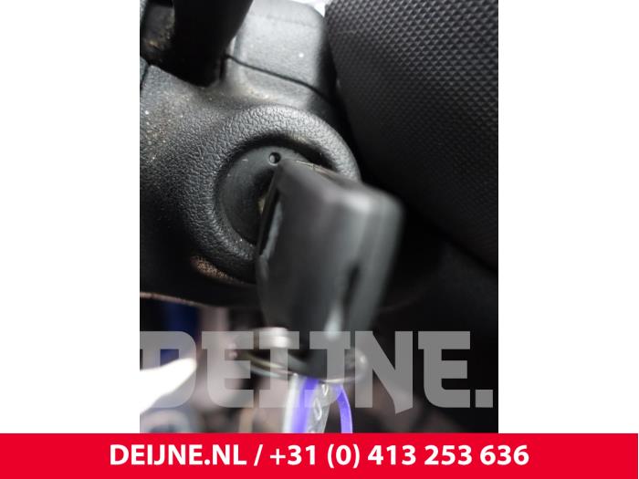 Peugeot Partner Ignition lock + key O232064