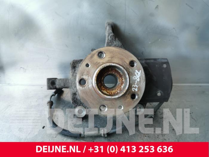 Opel Vivaro Fusee links-voor O232026
