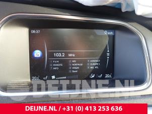 Gebruikte Display Interieur Volvo V40 (MV) 1.5 T2 16V Geartronic Prijs € 70,00 Margeregeling aangeboden door van Deijne Onderdelen Uden B.V.