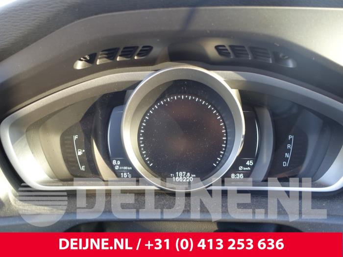 Volvo V40 Tacho - Kombiinstrument KM O232176