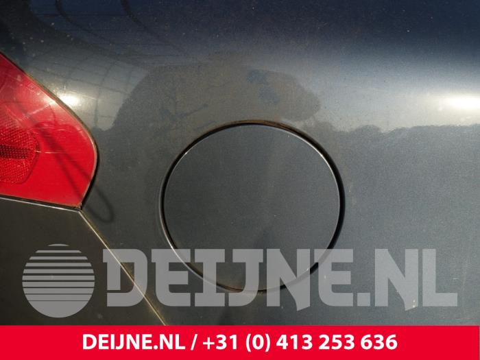 Volvo V40 Tankklappe O232194