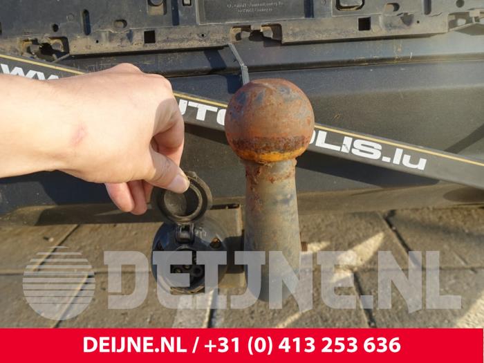 Volvo V40 Anhängerkupplung O232199