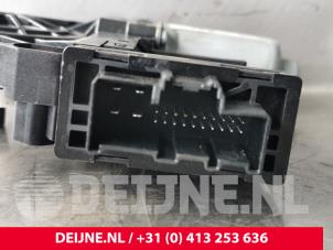 Volvo XC60 Raammotor Portier O232222 foto 3